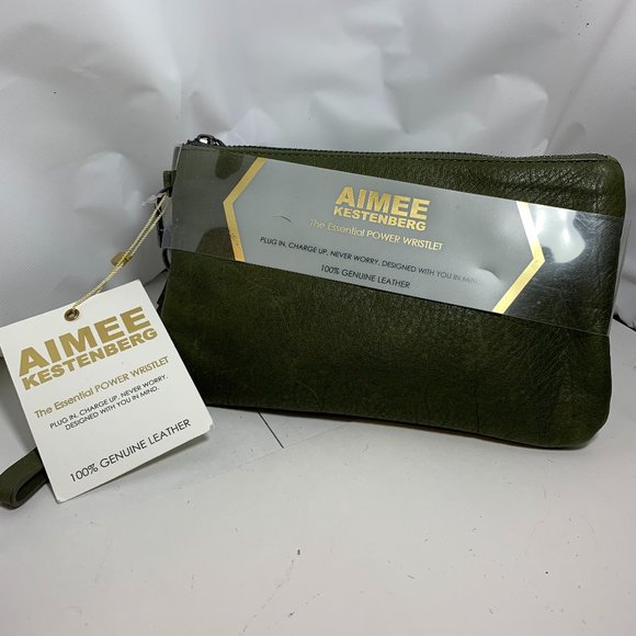 Aimee Kestenberg Wristlet. Fatigue Green. 6 Inside Slip Pockets. (750) - Picture 1 of 5